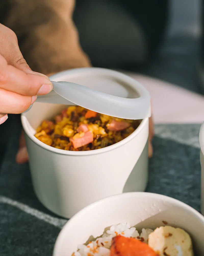 Hot Tobachi Medium in White Dishes
